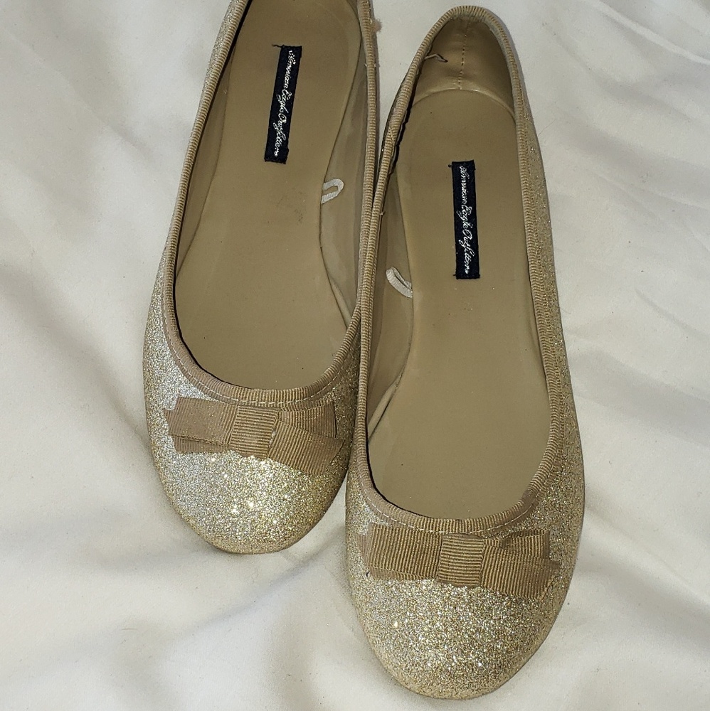 American Eagle Outfitters Gold Glitter Ballet Flat